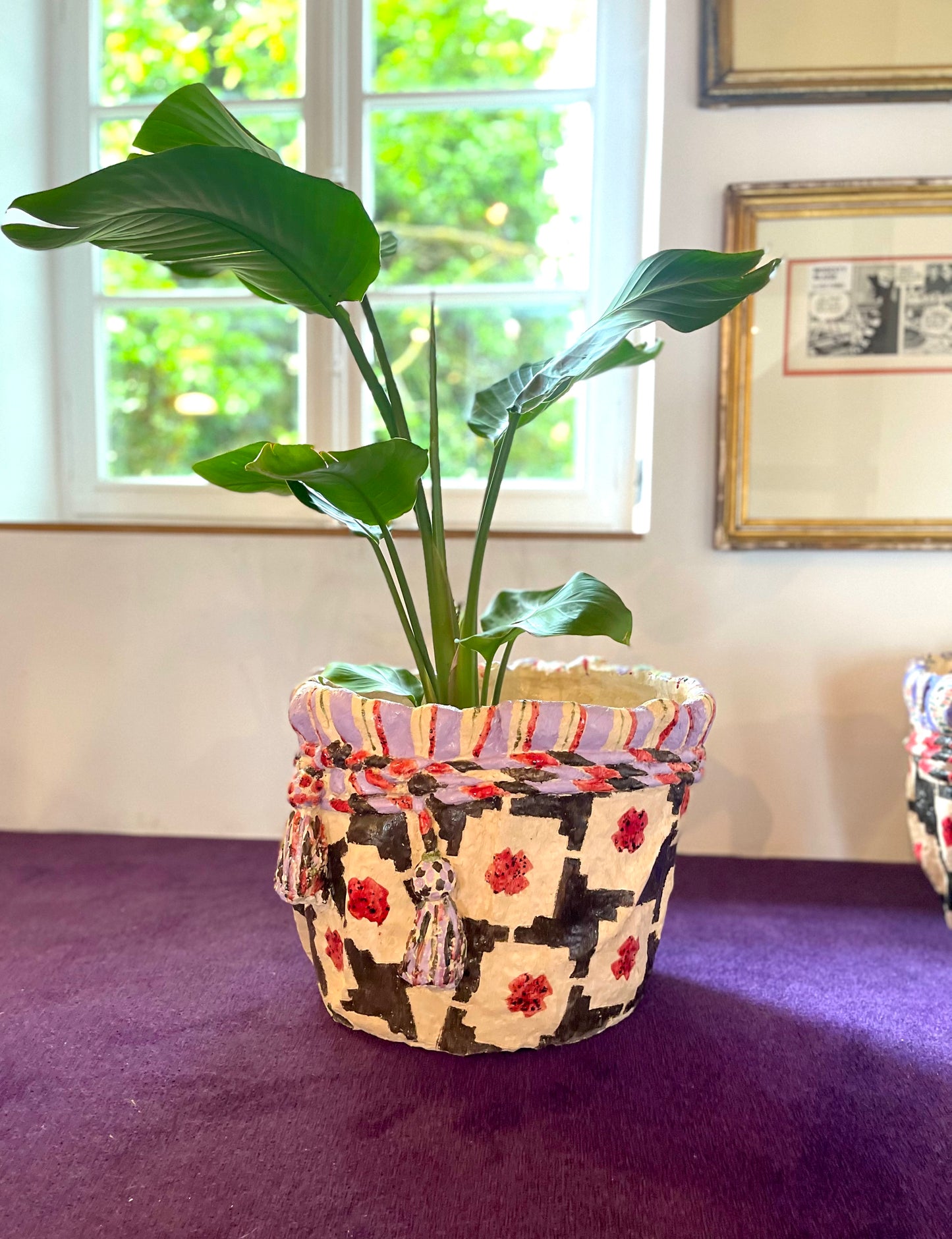 Tatapé Flower pot in purple